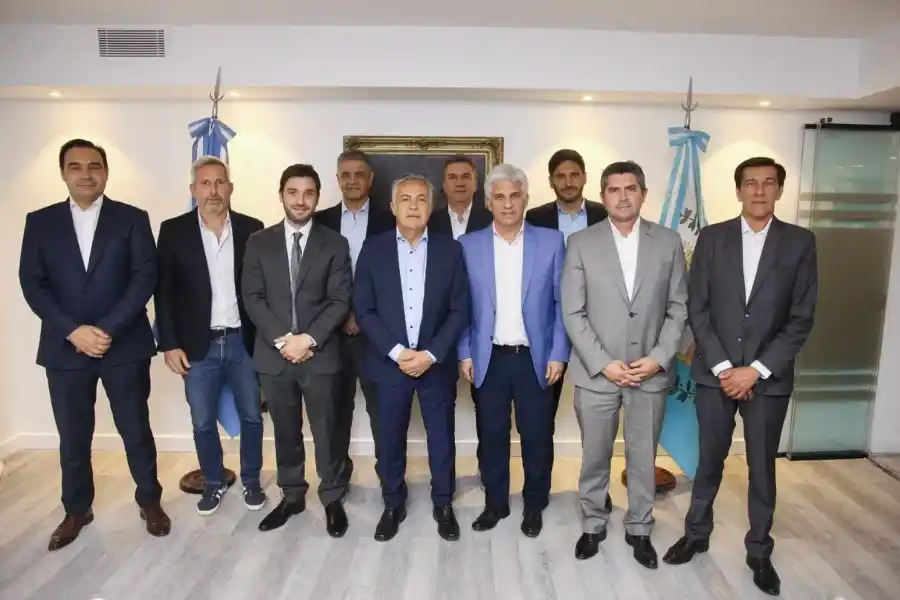 Con el pago del aguinaldo en la mira, habrá cumbres de gobernadores