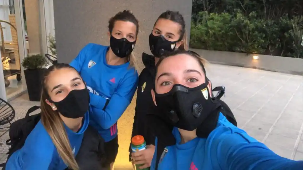 Las Leonas, con Bruggesser, en intensa pretemporada