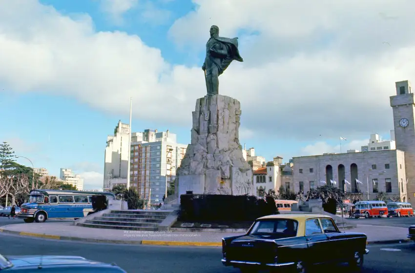 Las históricas imágenes de un fotógrafo japonés en Mar del Plata