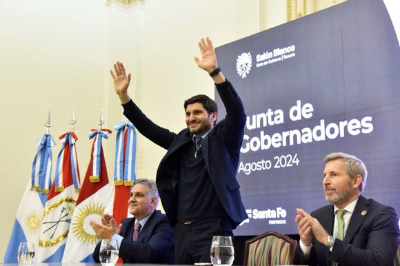 Pullaro, Llaryora y Frigerio anunciaron la conformación de la Mesa Permanente de Gestión de Emergencias Complejas