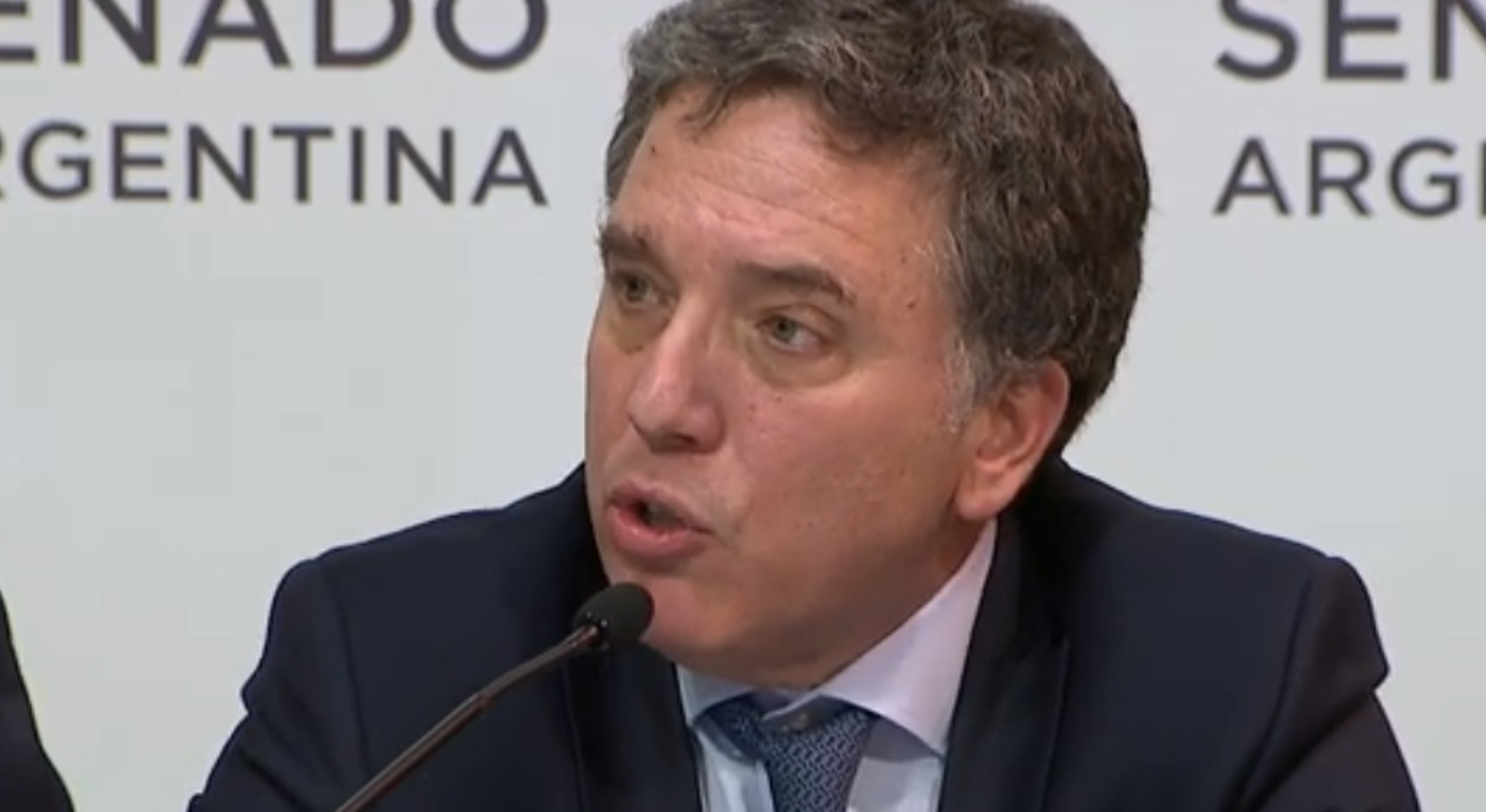 Dujovne: "Es más sencillo imprimir dinero, esto tiene costo político"