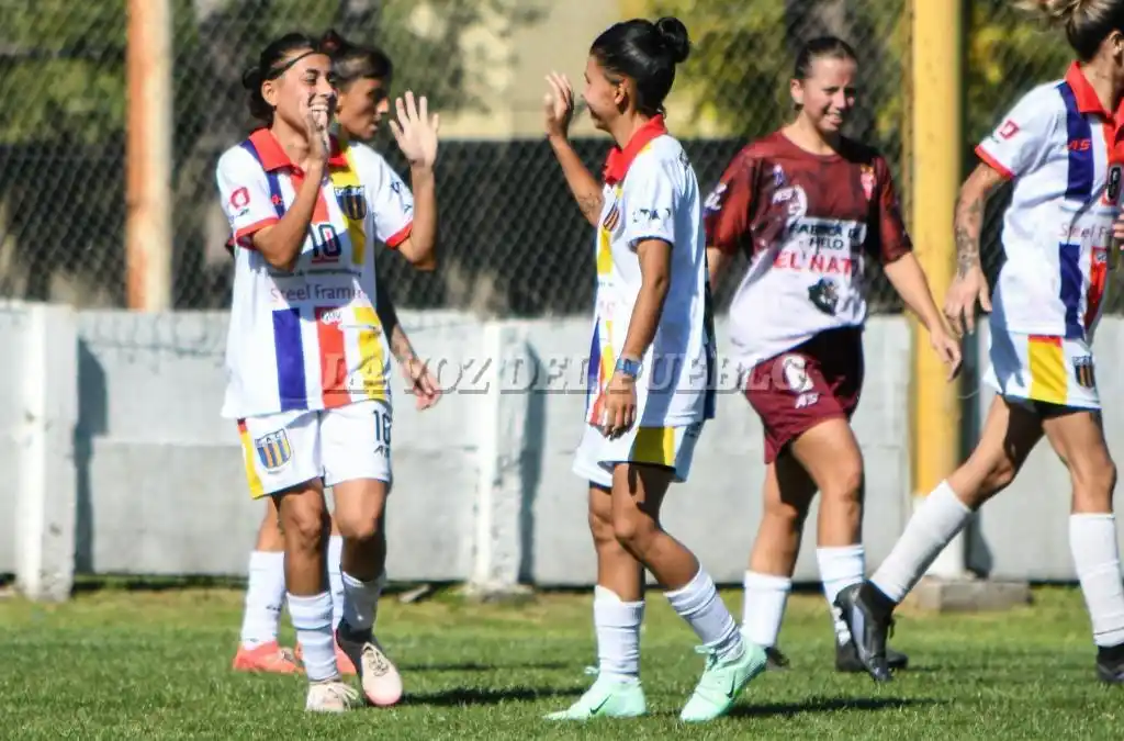 Colegiales goleó a Ciclista y tiene el puntaje ideal en el Apertura