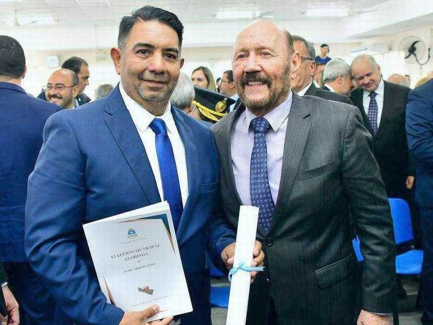 El gobernador Insfrán encabezó la entrega 
de diploma al intendente electo de Clorinda