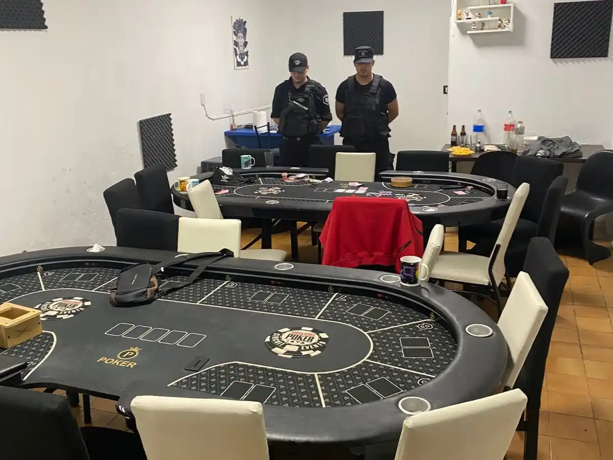 Casino cladestino en zona oeste y una decena de detenidos: "Era algo improvisado"