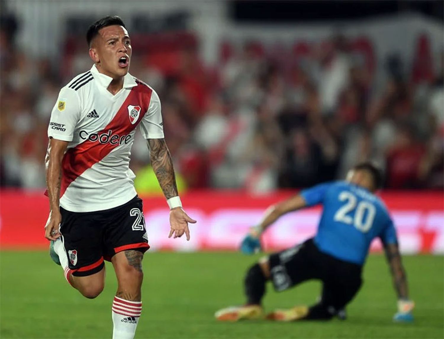 Festejó River, con penales y polémicas