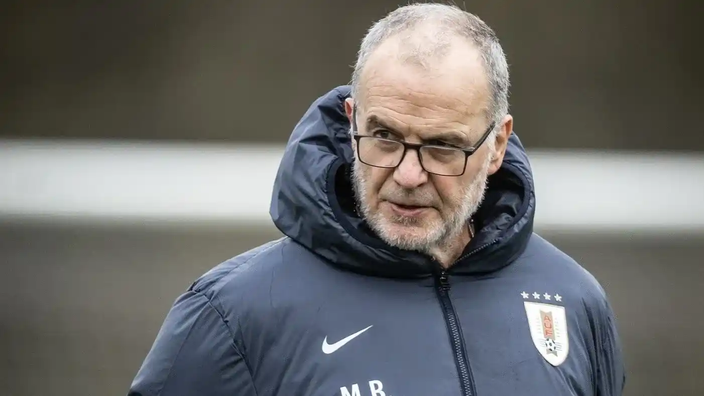 Bielsa, DT del seleccionado uruguayo, en Londres.