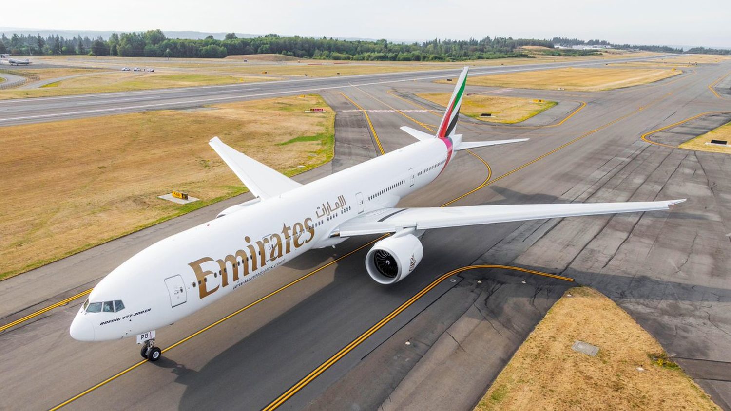 Costa Rica: Emirates se reúne con el Presidente y planea aumentar la conectividad aérea al país