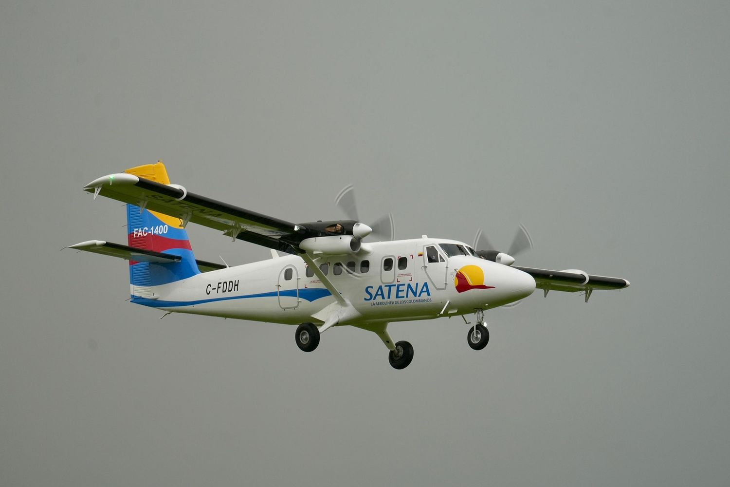 Satena suspende temporalmente vuelos a Flandes por obras en el aeropuerto