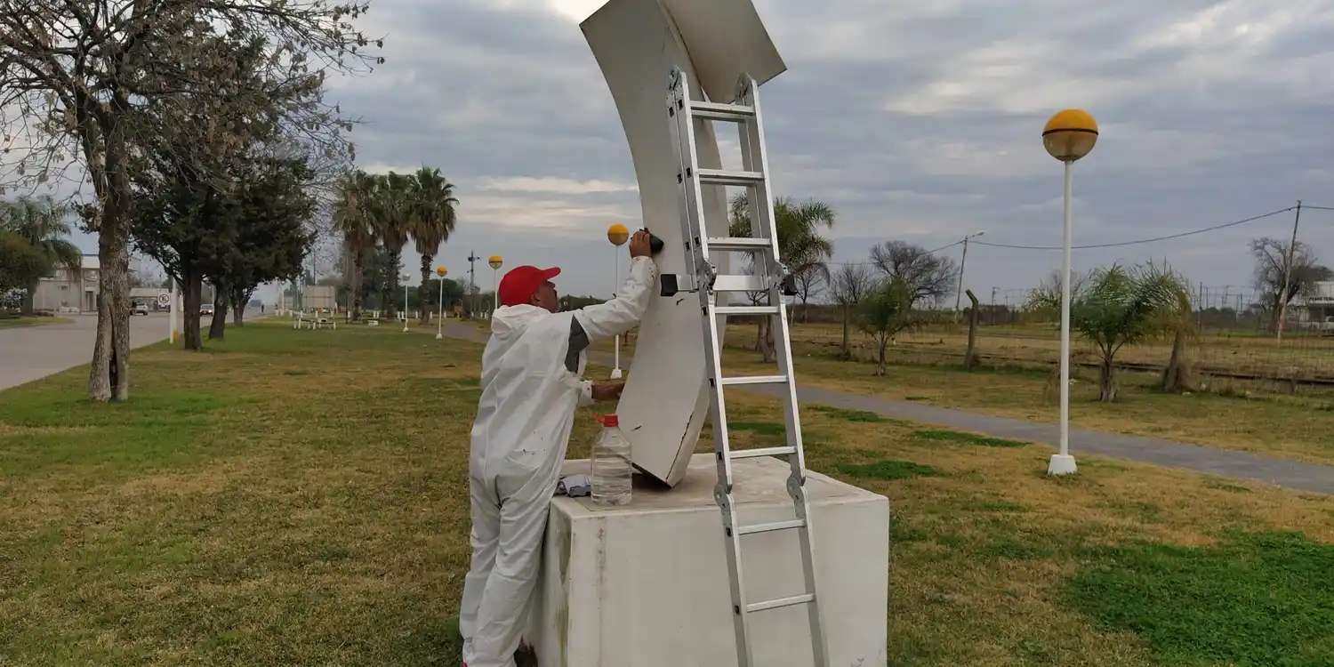Restauraron esculturas ante el 115º aniversario de la ciudad