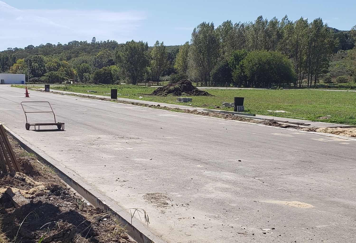 La obra de la pista de atletismo avanza a ritmo lento por el requerimiento técnico.