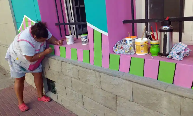 Pintan mural en el Lassalle