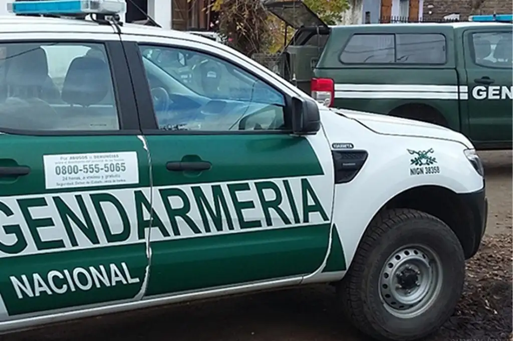 Fue durante un operativo de control realizado por Gendarmería en la ruta nacional 34. El auto había partido desde Orán (Salta) y tenía destino final Villa Celina (Buenos Aires).