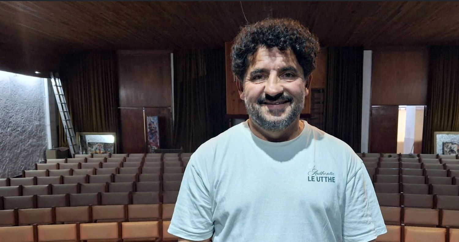 En el Teatro Municipal. Nito Villaverde coordina la sala desde hace 35 años
