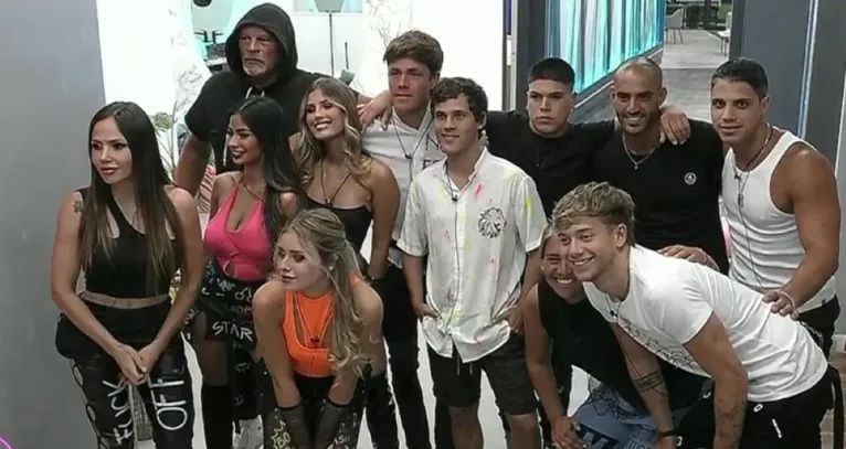 Una participante de GH denunció que le sacaron una foto desde las ventanas y Alfa reaccionó escandalizado