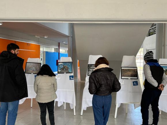 Las obras ganadoras del Concurso Fotográfico del Concejo Municipal se exponen en el Instituto del Profesorado Nº 2