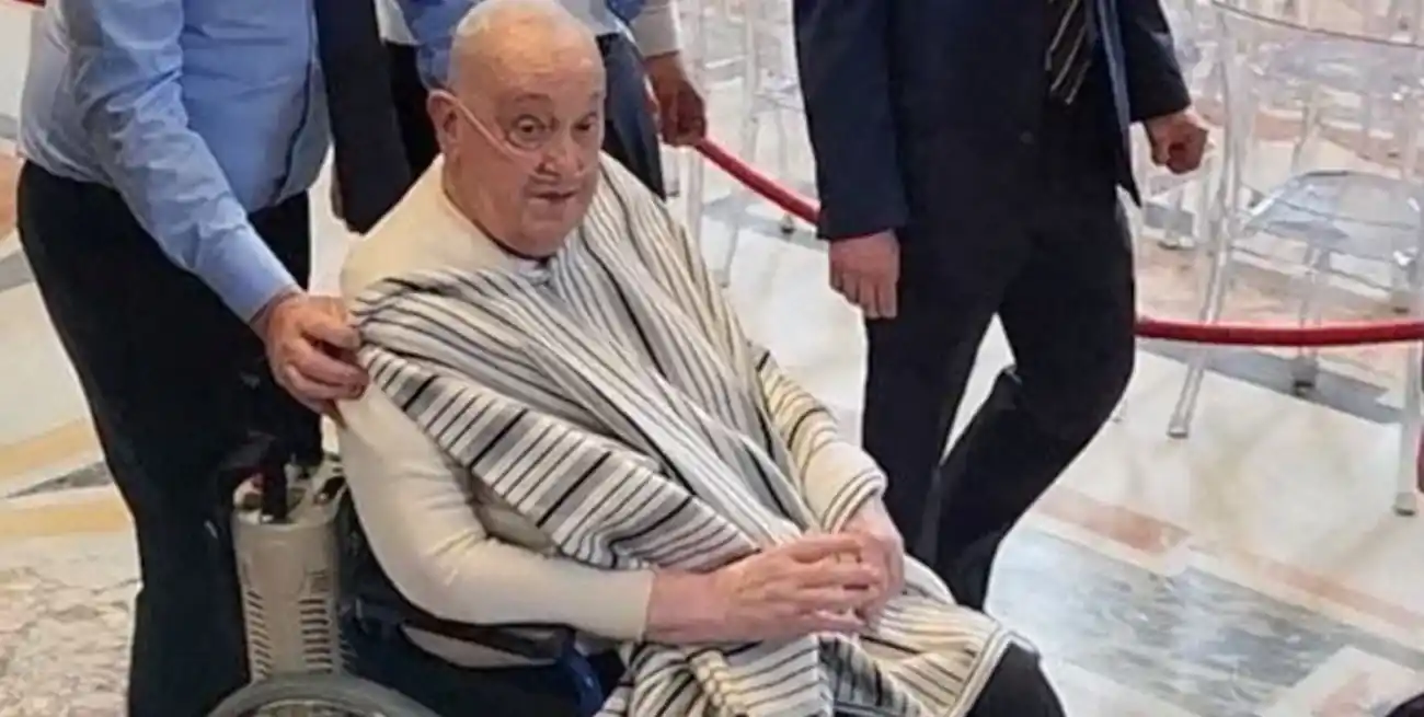 “Nos conmovió verlo así, de civil, sencillo", dijo monseñor Valerio Di Palma, canónigo de San Pedro.