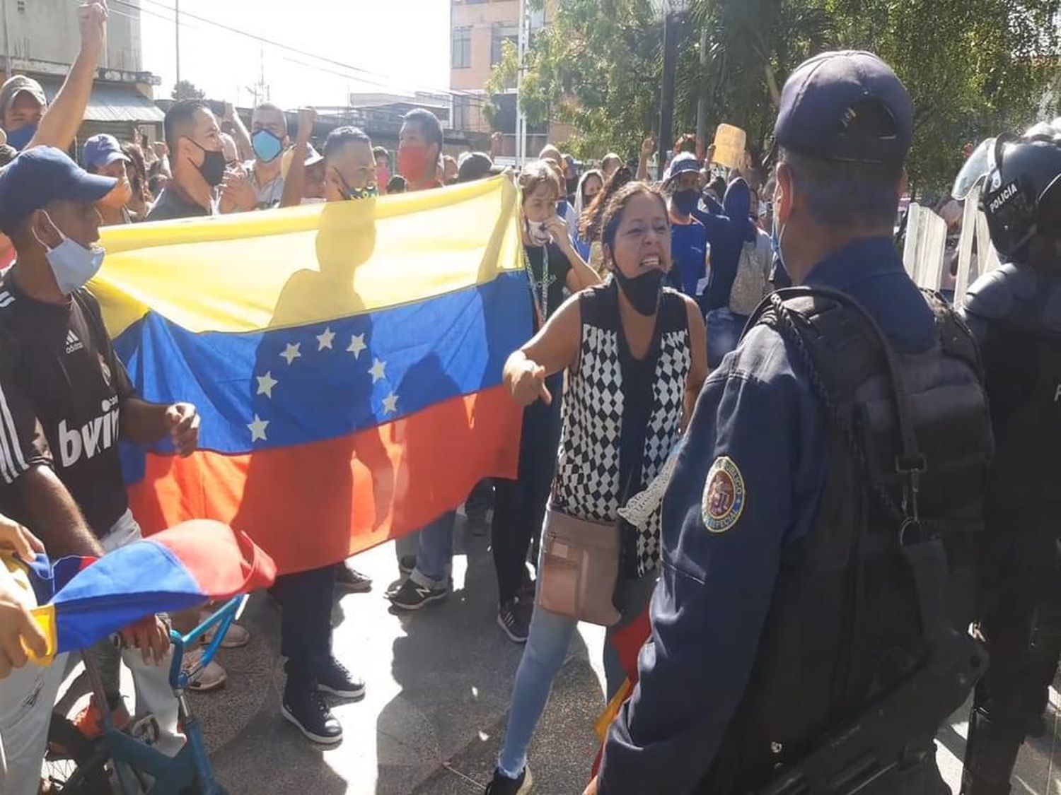 REPRIMIDOS por reclamar servicios básicos