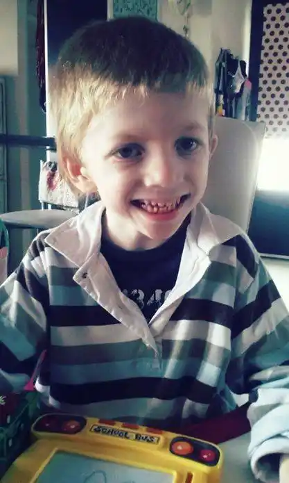 Mateo quiere quedarse en su escuela: Cuando la inclusión queda en el anuncio