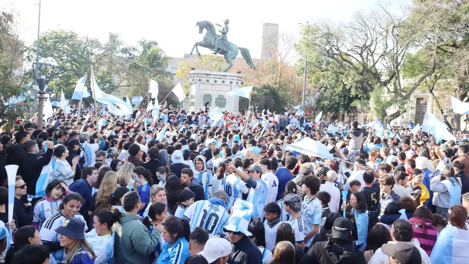 Concordia celebró la épica clasificación de Argentina a cuartos de final