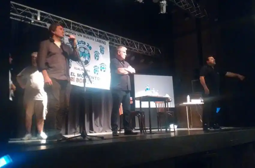 Caruso Lombardi lanzó su lista en Rosario