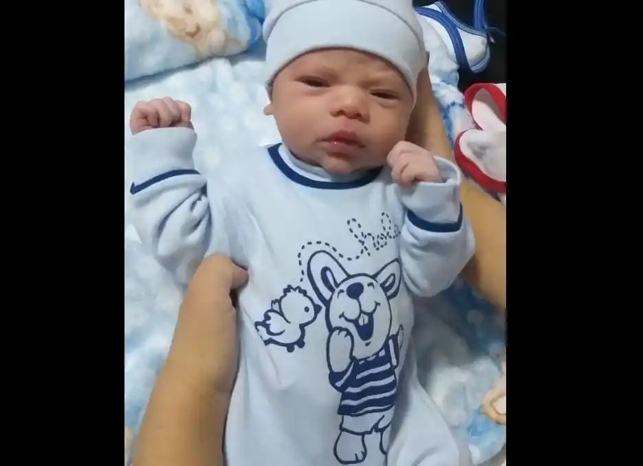 Nacimientos: ¡Bienvenido, Nicolás Belo!