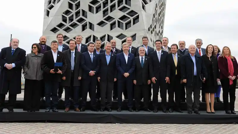 Coparticipación: Nación y provincias acordaron la devolución del 15%