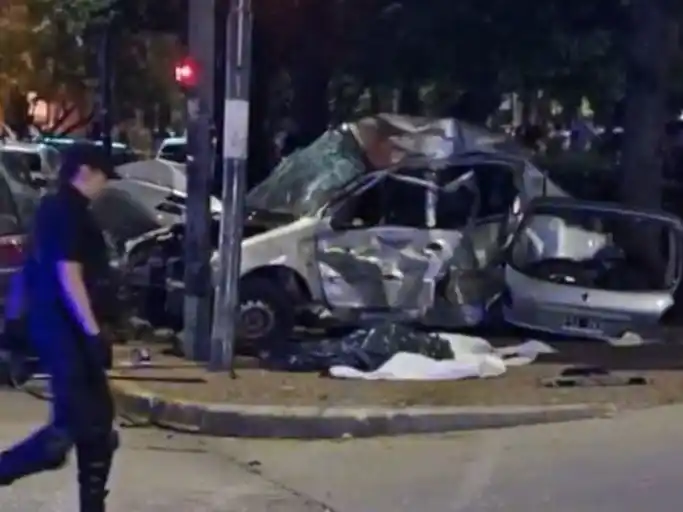 Solicitan 18 años de cárcel para el joven que atropelló y asesinó a una mamá y su hija en la costanera central.