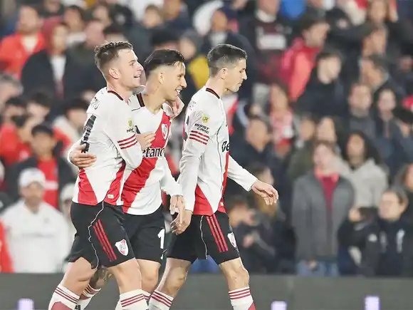 Zona B del Torneo Clausura: River goleó a Godoy Cruz en un partidazo y lidera su zona