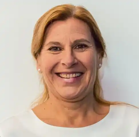 Nora Ferrando: “el arte debe ocuparnos y preocuparnos”