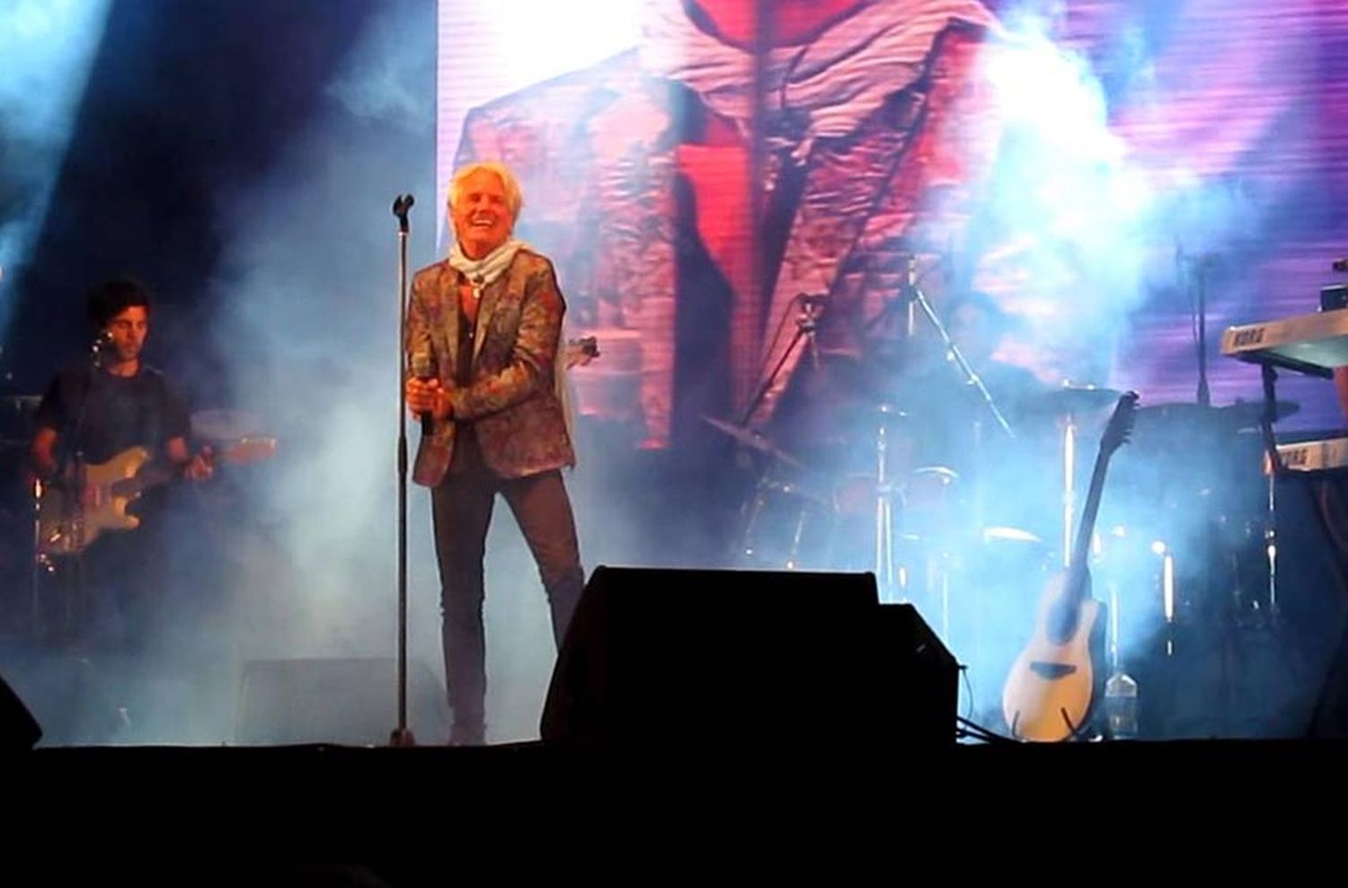 Sergio Denis cumple 70 años y su salud «consolida su mejoría»