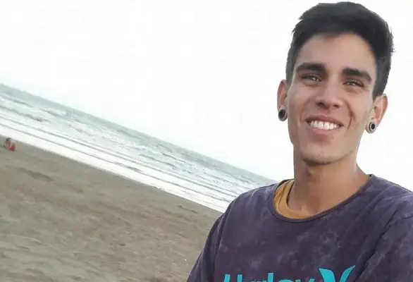 La familia del joven apedreado pide la imputación por tentativa de homicidio