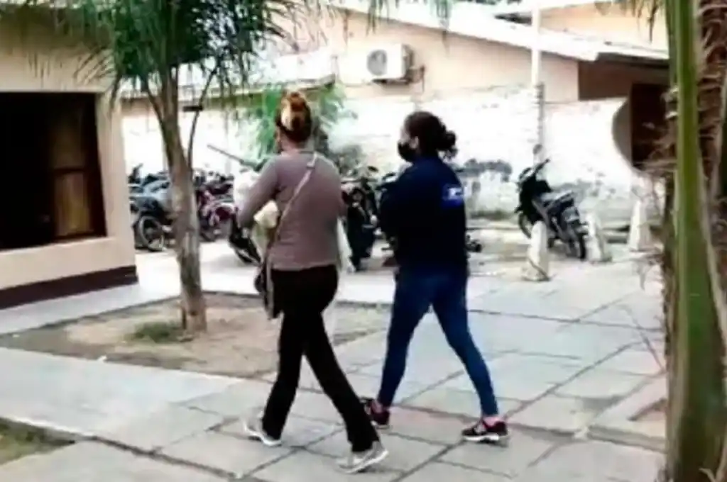 Lo sucedido derivó en la detención de la mujer.