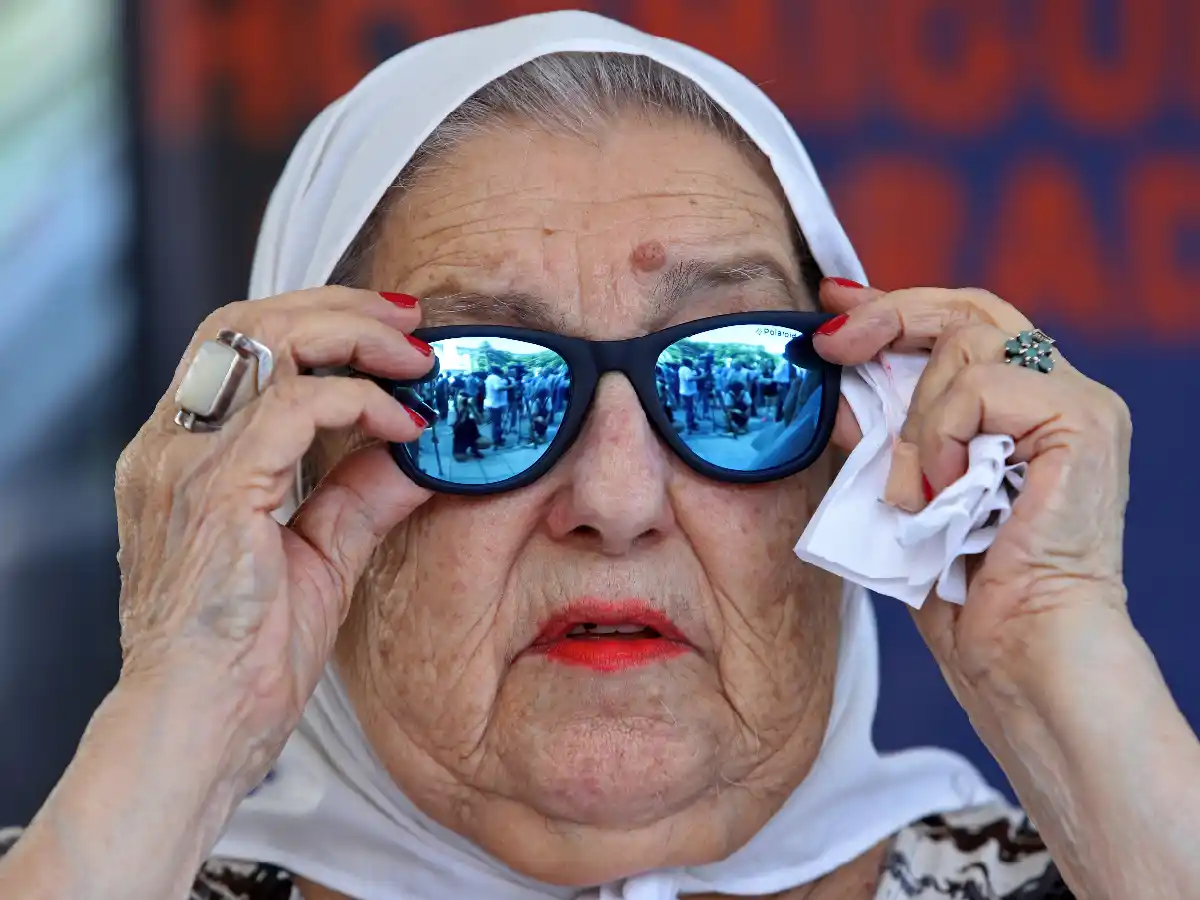 Hebe de Bonafini cuestionó el porcentaje de aumento del salario mínimo: "Va a haber más pobres que antes"