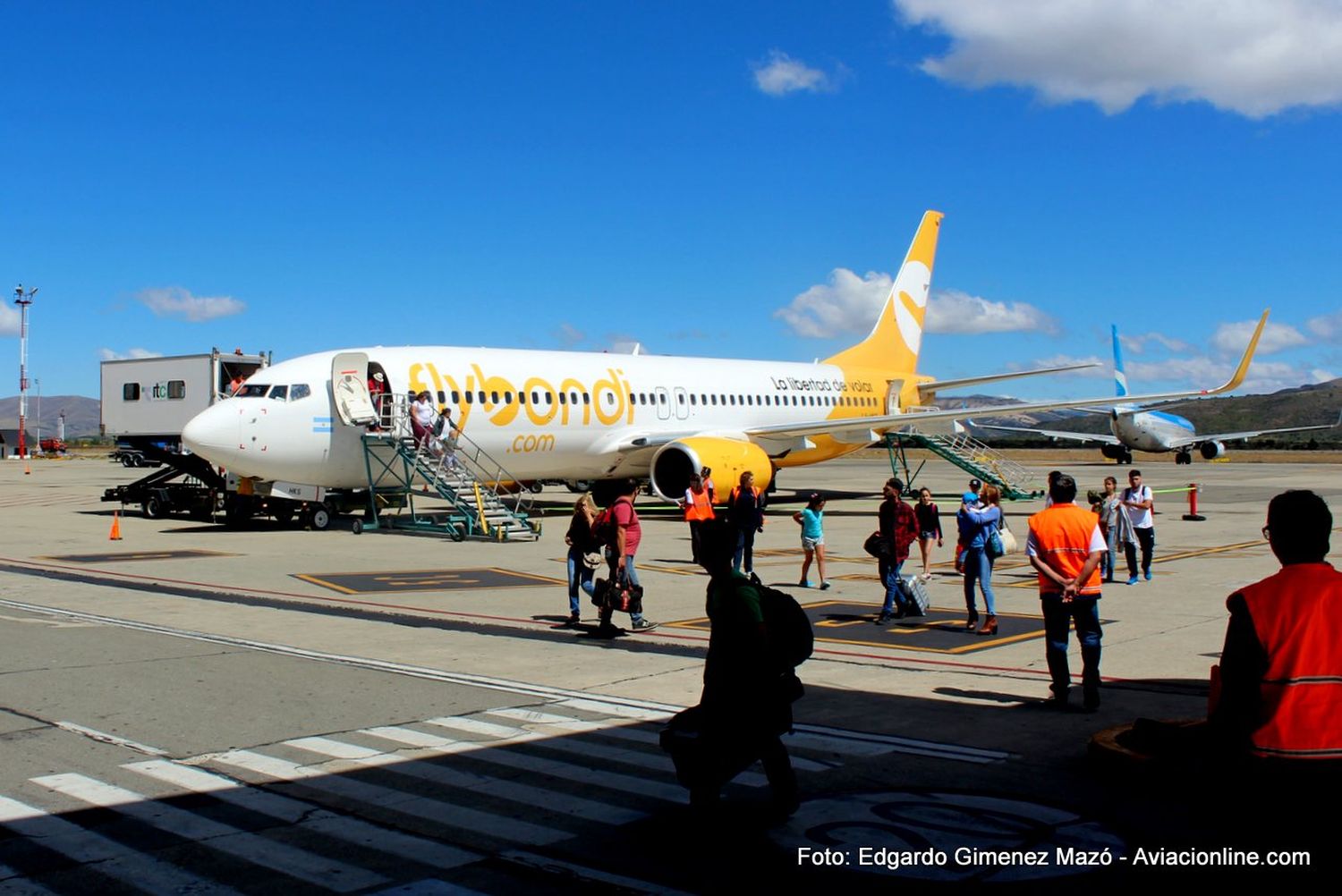 Flybondi bonifica la membresía de su club de beneficios por doce meses más