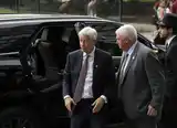 Jamie Dimon, CEO del JP Morgan Chase, al ingresar al Teatro Colón.