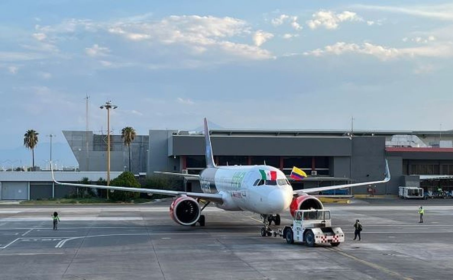 Viva Aerobus began non-stop flights between Monterrey and Bogota