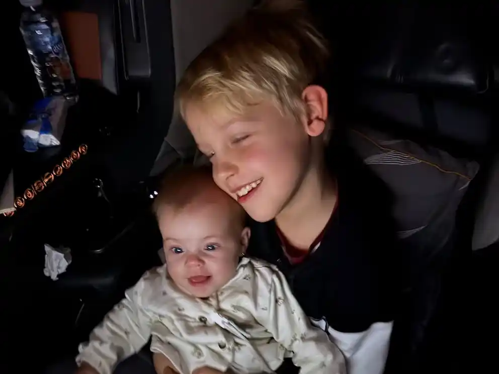 En medio de sus viajes, Marley compartió su felicidad por la llegada de los siete meses de su hija menor