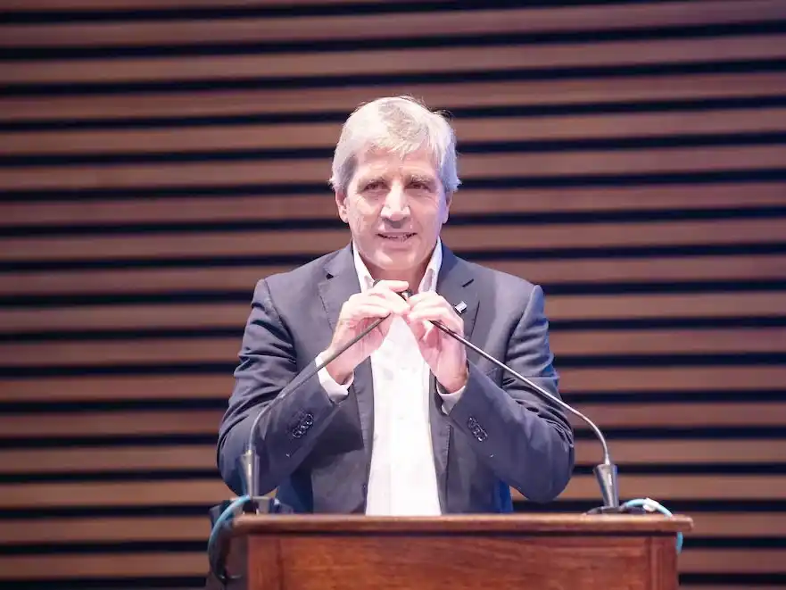 Caputo redobló la apuesta y defendió la gestión: “El cambio es inexorable, no hay marcha atrás”