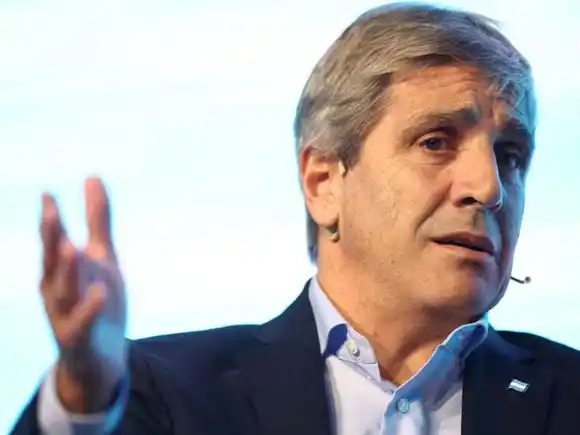 Caputo destacó la baja de precios tras el fin del cepo