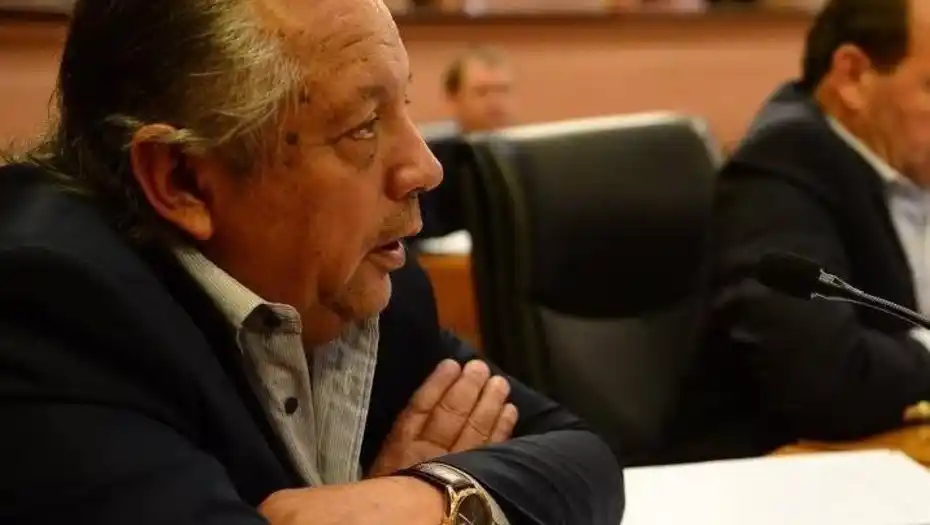 Salvo un dirigente, todo el arco político entrerriano evitó opinar sobre el "escándalo Troncoso"