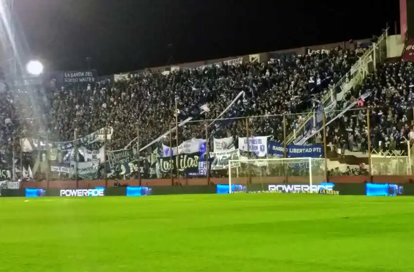 Un Boca indomable se florea ante Alvarado