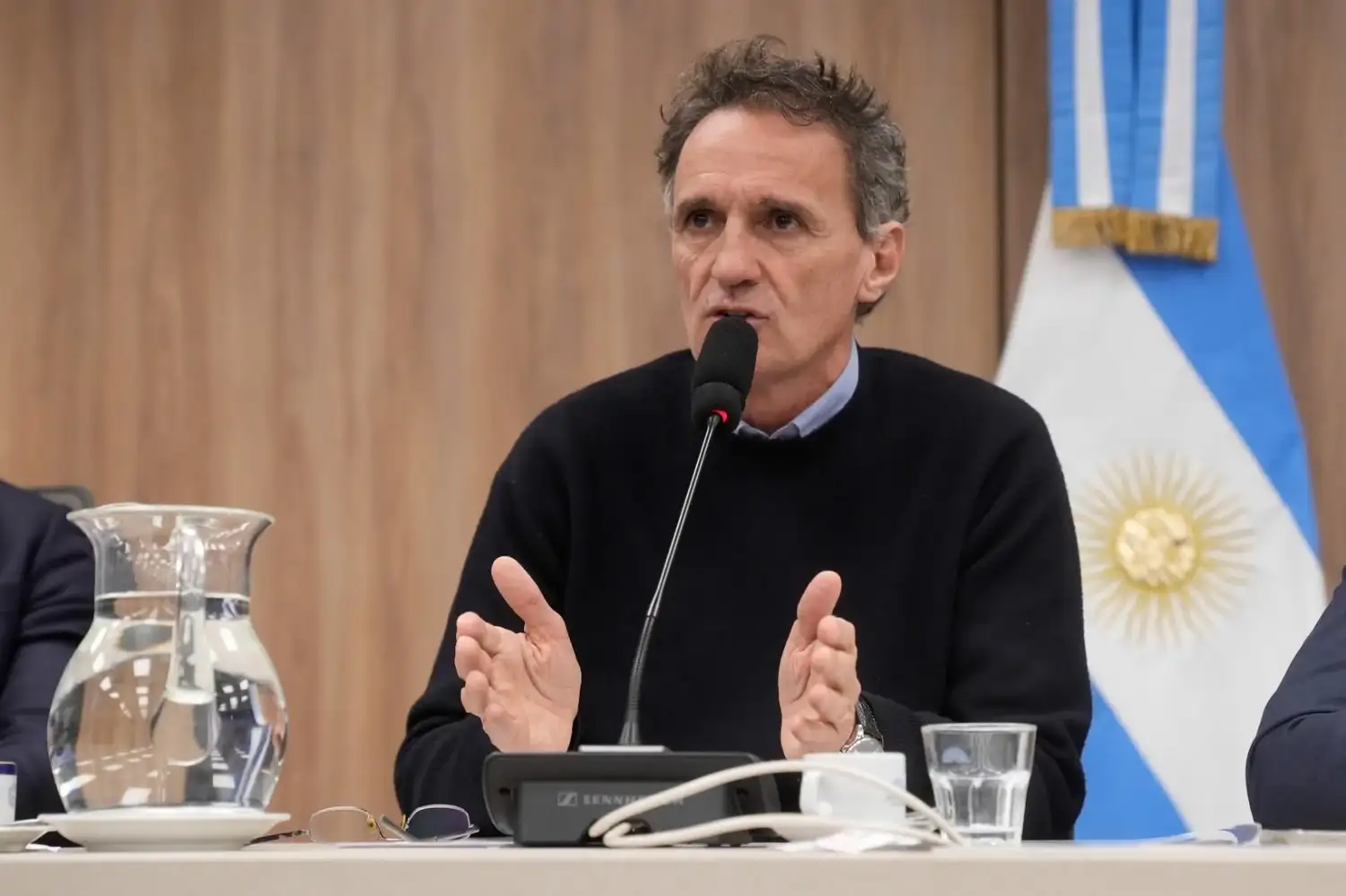 Durante su intervención, el funcionario provincial cuestionó el incremento nominal del impuesto a los combustibles desde fines de 2023.