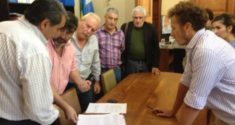 Cheyllada recibió el dictamen de la Comisión Investigadora