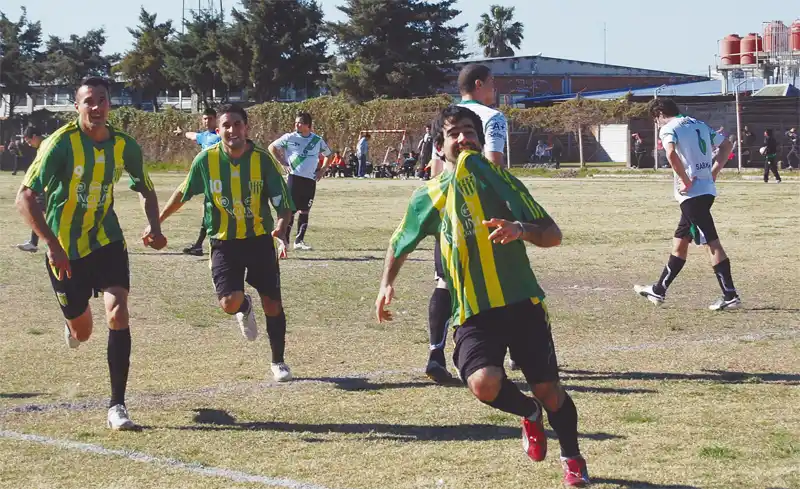 Sarmiento es el nuevo campeón de la Divisional A