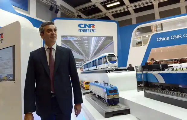 Randazzo anunció que “en mayo llegarán los primeros coches para la Línea Belgrano Sur”