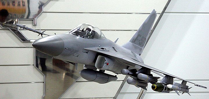 Maqueta presentada por KAI en 2023 sobre como podría lucir la variante monoplaza F-50.