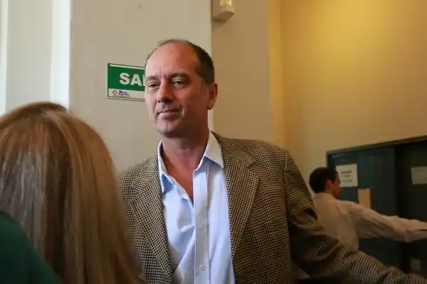 Sobreseyeron al médico Nemec por prescripción en la causa por la muerte de una paciente