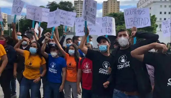 ¡Libertad! ¡Libertad!, fue la consigna: Movimiento Estudiantil llega a Miraflores