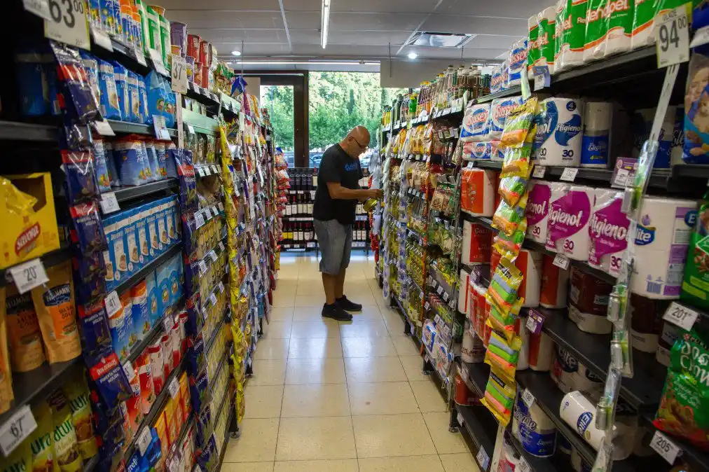 El Gobierno oficializó los aumentos en “Precios Máximos”