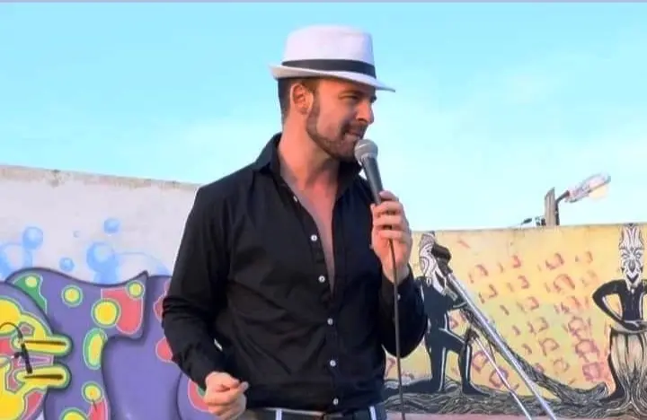 Reta “Canta y Baila” en el Anfiteatro